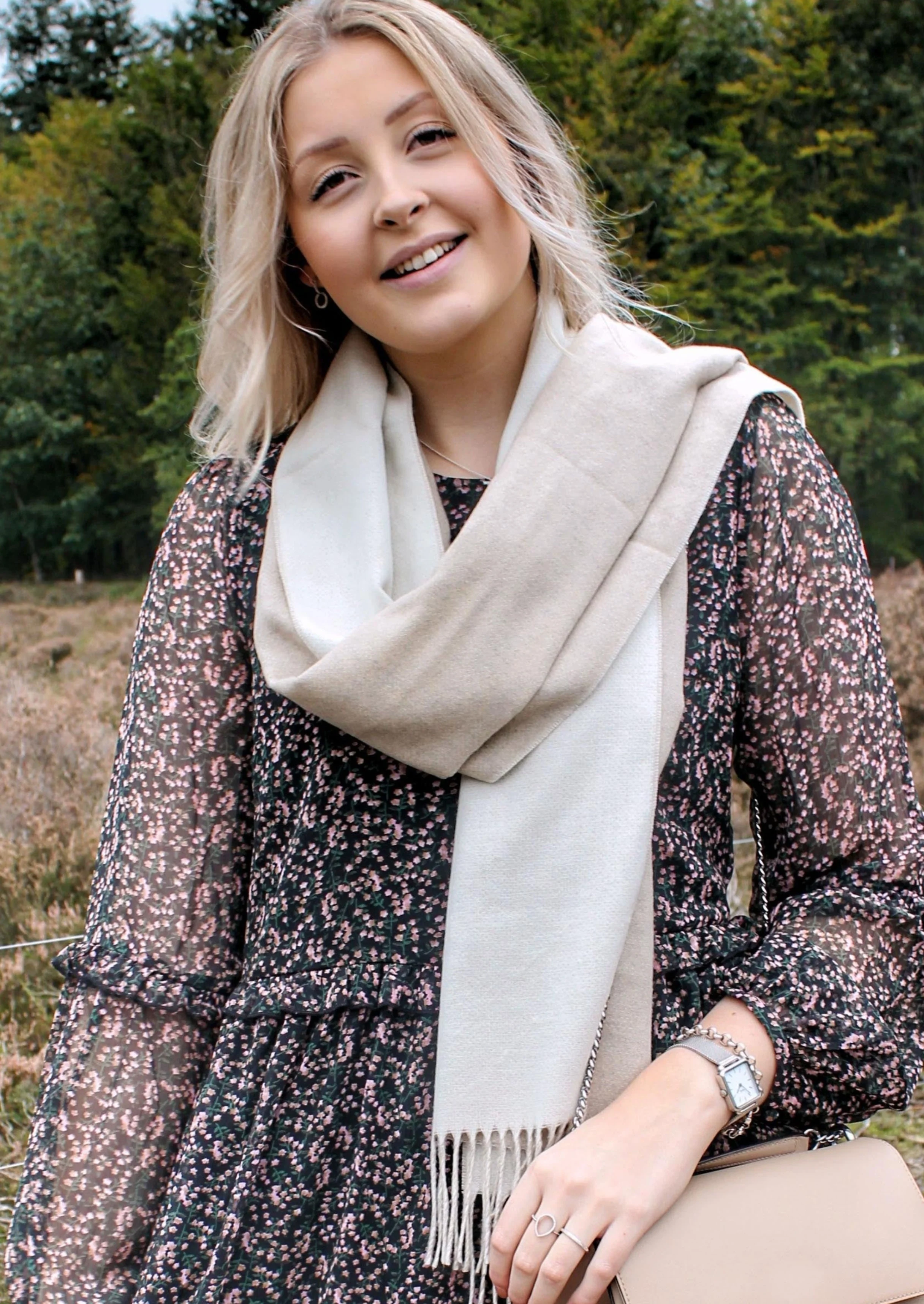 Double Faced Solid Scarf - Image 17