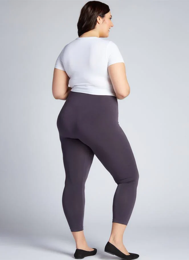 Bamboo Plus Capri Legging - Image 3